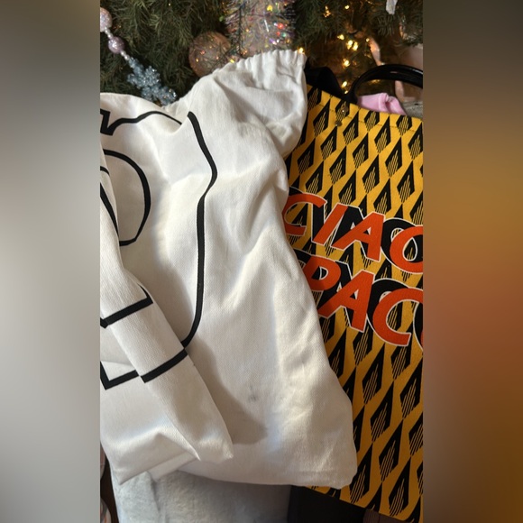 Paco Rabanne Vibrant Yellow and Black Tote - Picture 5 of 5